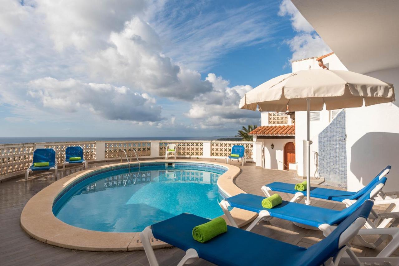 Villa Castellet อาไลยอร์ ภายนอก รูปภาพ